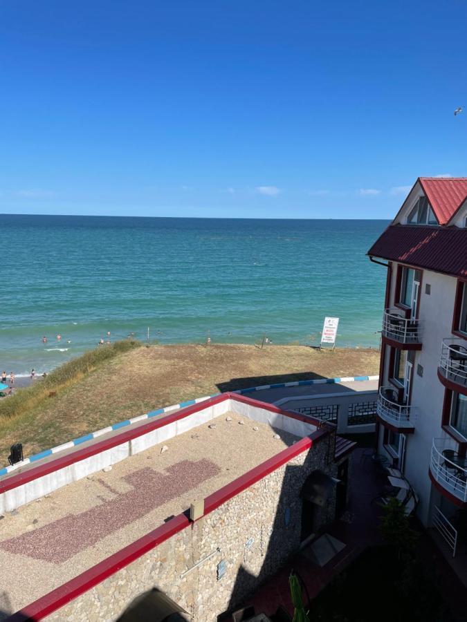 Vila Julia Костинещи Екстериор снимка